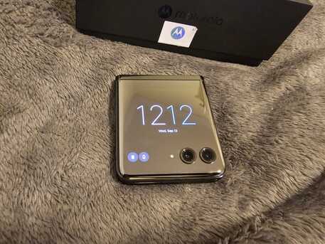 Riyadh, Mobile Phones, SAR 2000,  Motorola Razr 40 Ultra (5G) 256GB Infinite Black