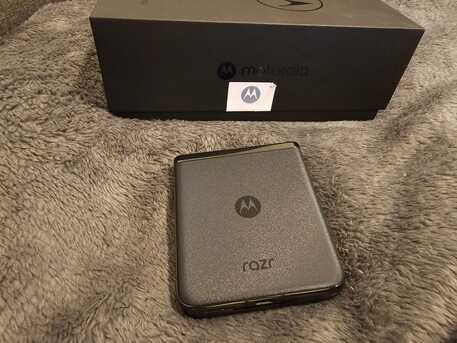 Riyadh, Mobile Phones, SAR 2000,  Motorola Razr 40 Ultra (5G) 256GB Infinite Black