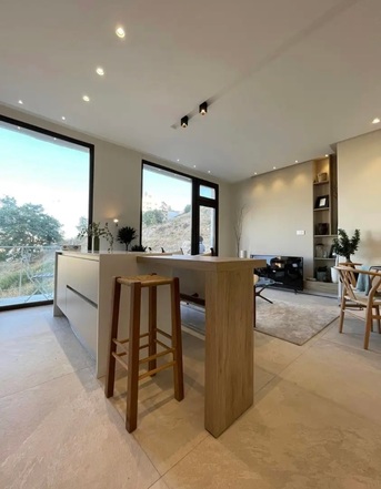 Abdoun, Apartments/Houses, JOD 15000/year,  Furnished,  3 BR,  Brandnew Fully Furnished 3B Apart With Baconlies In Abdoun 00962777688956