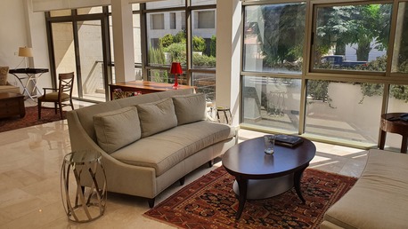 Abdoun, Apartments/Houses, JOD 25000/year,  Furnished,  4 BR,  Ground Fully Furinshed 4B With Baconly And Garden In Abdoun 00962777688956