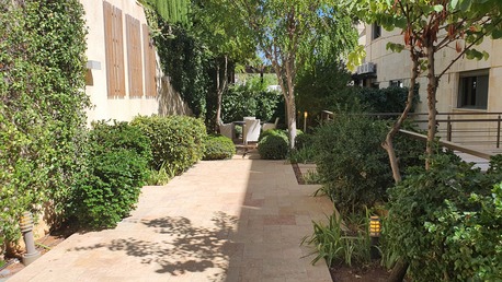 Abdoun, Apartments/Houses, JOD 25000/year,  Furnished,  4 BR,  Ground Fully Furinshed 4B With Baconly And Garden In Abdoun 00962777688956