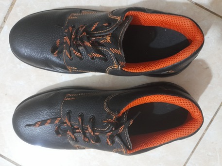 Makkah, Tools, SAR 70,  New Safety Shoes