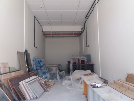 Tubli, Shops, BHD 500,  1 Shop  Shutter Big Shop With Mezanin Floor In -(((Tubli)))