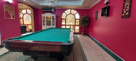 Hoora, Apartments/Houses, BHD 400/month,  Furnished,  2 BR,  Hoora: Family Apartment: Children Play Area: Squash Court: Pool.Gym. Net.