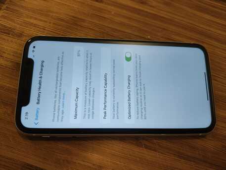 Riyadh, Mobile Phones, SAR 1200,  Apple IPhone XR 128GB White