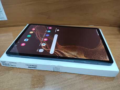 Riyadh, Tablet Computers, SAR 2300,  Samsung Galaxy Tab S8 (11-inch) WiFi + 5G Cellular