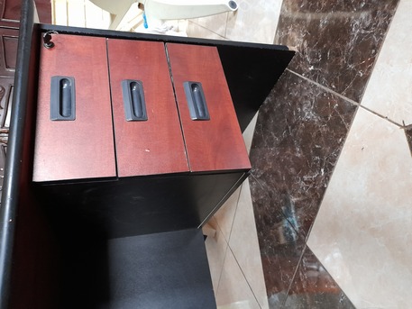 Makkah, Furniture, SAR 550,  Office / Study Desk With Books Wardrobe