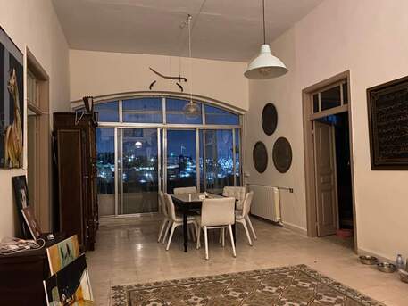 Amman, Apartments/Houses, JOD 12000/year,  3 BR,  Semi Furnished Ground Floor 3B Apart With Garden & Terrace N Jabal Amman 00962777688956