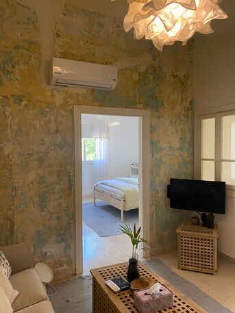 Amman, Apartments/Houses, JOD 10000/year,  Furnished,  2 BR,  Fully Furnished Two Bedroom Apartment Access Into Roof Top Jabal Webdeh 00962777688956