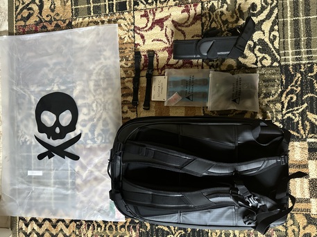 Riyadh, Mobile Phones, SAR 2400,  Nomatic MCKINNON CAMERA PACK 35L