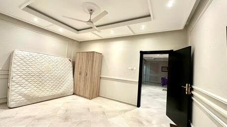 Adliya, Apartments, Flats, Houses & Villas, BHD 360/month,  3 BR,  SEMI FURNISHED 3 BEDROOM FLAT WITH EWA FOR RENT
