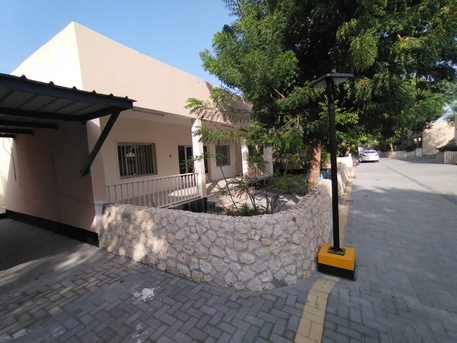 Budaiya, Villas, BHD 425,  SEMI FURNISHED 3 BHK COMPOUND VILLA FOR RENT IN BUDAIYA HIGHWAY:38185065