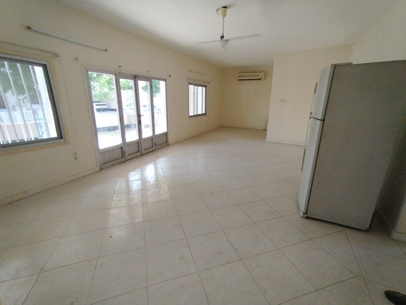 Budaiya, Villas, BHD 425,  SEMI FURNISHED 3 BHK COMPOUND VILLA FOR RENT IN BUDAIYA HIGHWAY:38185065