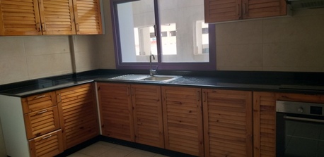 Juffair, Apartments/Houses, BHD 300/month, Furnished, 2 BR, Well Furnished Family Apartment: Balcony. Closed Kitchen :Gas Facility. Pool.Gym:TONY