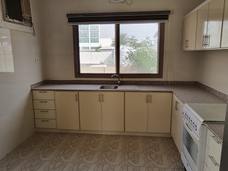 Manama, Villas, BHD 400,  SEMI FURNISHED SINGLE STORY 3 BHK COMPOUND VILLA FOR RENT IN ABU SAIBA:-38185065