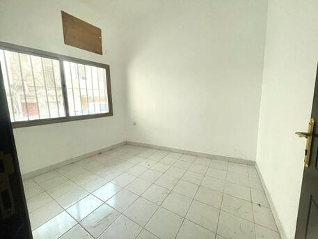 Salmaniya, Apartments/Houses, BHD 180/month,  2 BR,  2 Bedroom Flat For Rent