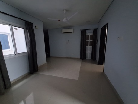 Salmaniya, Apartments/Houses, BHD 220/month,  2 BR,  Semi Furnished 2bhk Flat For Rent
