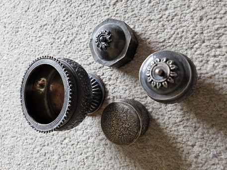 Riyadh, Collectibles, SAR 100,  Metal Animals Sets