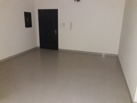 Manama, Apartments/Houses, BHD 180/month,  2 BR,  110 Sq. Meter,  2 Bhk Unfurnished Flat Available In Ummalhassam Call Aleena