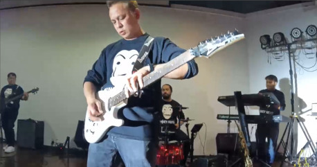 Riyadh, Lessons Offered, Play Song With Your Guitar In A Week..! (Play Guitar Lesson)