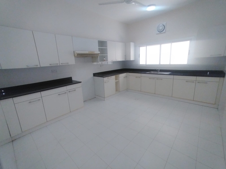 Manama, Apartments/Houses, BHD 650/month,  3 BR,  UN FURNISHED 3 BHK COMPOUND VILLA FOR RENT IN BURHAMA SALIHIYA:-38185065
