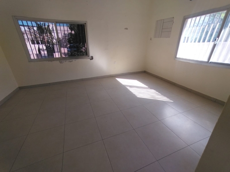 Manama, Villas, BHD 475,  UN FURNISHED 3 BHK COMPOUND VILLA FOR RENT IN BURHAMA SALIHIYA:-38185065