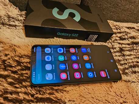 Riyadh, Mobile Phones, SAR 1500,  Samsung Galaxy S22 (256GB) 5G Green