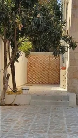 Amman, Apartments/Houses, JOD 9000/year,  Furnished,  2 BR,  Ground Fully Furinshed 2B Apartment With Outside Garden In Jabal Webdeh 00962777688956