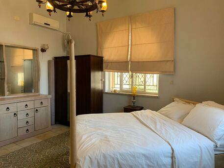 Amman, Apartments/Houses, JOD 6000/year,  Furnished,  1 BR,  Ground Fully Furinshed One Bedroom Apartment With Garden In Jabal Webdeh 00962777688956