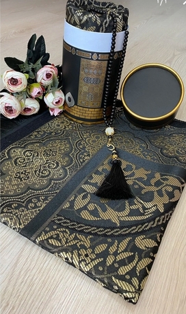 Jeddah, Furniture, SAR 60,  Muslim Prayer Rug And Prayer Beads