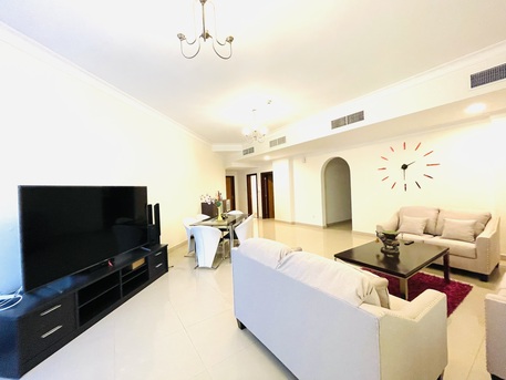 Juffair, Apartments/Houses, BHD 450/month,  Furnished,  2 BR,  140 Sq. Meter,  Bright And Spacious Apartment With Balcony