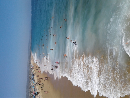 Jerusalem, Apartments/Houses, USD 2000/month,  4 BR,  142 Sq. Meter,  *BEST SPACIOUS APT FOR RENT BY OWNER IN THE MIDDLE OF THE BEACH CITY NEAR EVERYWHERE!