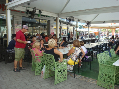 Jerusalem, Apartments/Houses, USD 2000/month,  4 BR,  142 Sq. Meter,  *BEST SPACIOUS APT FOR RENT BY OWNER IN THE MIDDLE OF THE BEACH CITY NEAR EVERYWHERE!