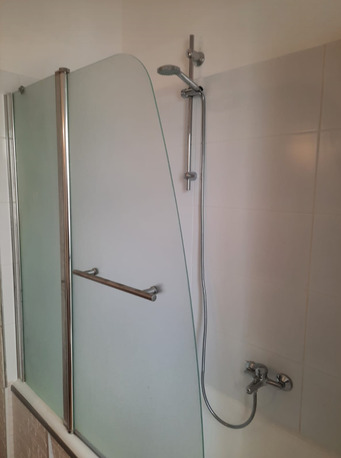 Jerusalem, Apartments/Houses, USD 2000/month,  4 BR,  142 Sq. Meter,  *BEST SPACIOUS APT FOR RENT BY OWNER IN THE MIDDLE OF THE BEACH CITY NEAR EVERYWHERE!