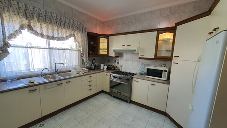 Amman, Apartments/Houses, JOD 14000/year,  Furnished,  3 BR,  Fully Furnished 3B Apart With Baconly In Der Ghbar 00962777688956