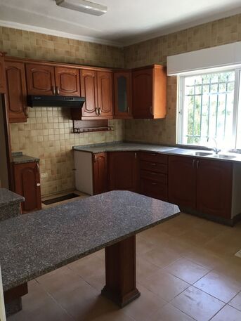 Abdoun, Apartments/Houses, JOD 7000/year,  3 BR,  Semi Furnished 3B Apart With Baconly In Abdoun 00962777688956