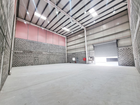 Asker, Warehouses, BHD 830,  336 Sq. Meter,  Warehouse Workshop For Rent In Asker Ras Zuied