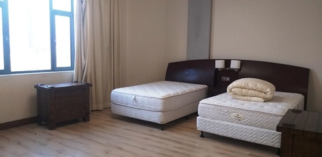 Juffair, Apartments/Houses, BHD 400/month,  Furnished,  2 BR,  Juffair: Spacious  Family Apartment:Party Area: Kids Play Area. Housekeeping.Pool.Gym.TONY