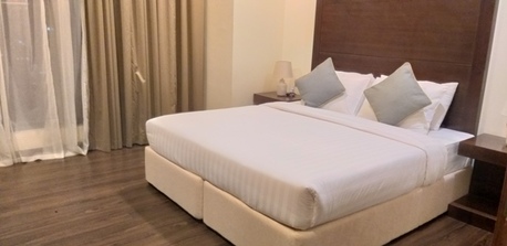 Juffair, Apartments/Houses, BHD 300/month,  Furnished,  1 BR,  Spacious Modern Apartment:  Balcony. Internet. Housekeeping.Parking Etc: TONY