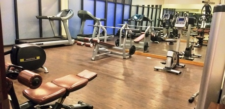 Juffair, Apartments/Houses, BHD 300/month,  Furnished,  1 BR,  Spacious Modern Apartment:  Balcony. Internet. Housekeeping.Parking Etc: TONY