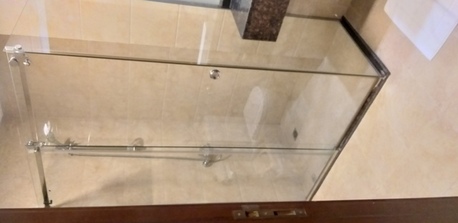 Juffair, Apartments/Houses, BHD 400/month,  Furnished,  2 BR,  Spacious Modern Apartment: 3 Baths. Balcony. Internet. Housekeeping.Parking Etc: TONY