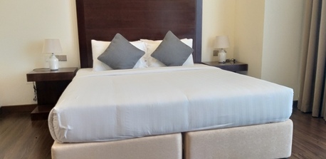 Juffair, Apartments/Houses, BHD 400/month,  Furnished,  2 BR,  Spacious Modern Apartment: 3 Baths. Balcony. Internet. Housekeeping.Parking Etc: TONY