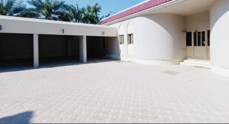 Umm Al Hassam, Commercial Villas, BHD 2700,  1700 Sq. Meter,  Spacious Commerical Villa For Corporates And Embassies