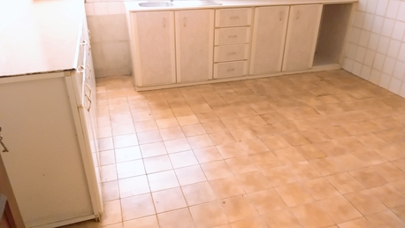 Zinj, Apartments/Houses, BHD 260/month,  2 BR,  SPACIOS SEMI FURNISHED 2BHK APARTMENT FOR RENT IN ZINJ:- 38185065