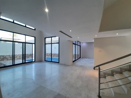 Saar, Apartments/Houses, BHD 750/month,  5 BR,  1000 Sq. Meter,  5 BR, 1000 Sq. Meter, Modern 5 Bedroom Semi Furnished Villa 750/call Now For Viewings 338