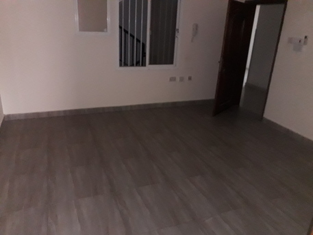 Manama, Apartments/Houses, BHD 180/month,  2 BR,  110 Sq. Meter,  2 Bhk Unfurnished Flat Available In Manama Call Aleena