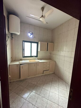 Adliya, Apartments/Houses, BHD 150/month,  2 BR,  100 Sq. Meter,  2 BHK Flat With Out Ewa Adliya
