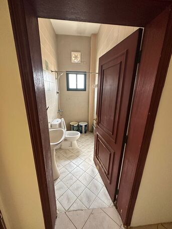 Adliya, Apartments/Houses, BHD 150/month,  2 BR,  100 Sq. Meter,  2 BHK Flat With Out Ewa Adliya