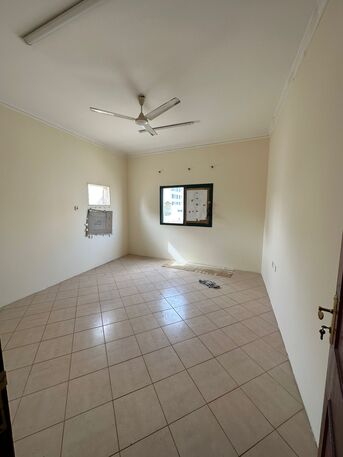 Adliya, Apartments/Houses, BHD 150/month,  2 BR,  100 Sq. Meter,  2 BHK Flat With Out Ewa Adliya