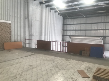 Hidd, Warehouses, BHD 700,  290 Sq. Meter,  Hidd Industrial Area Warehouse Available For Rent
